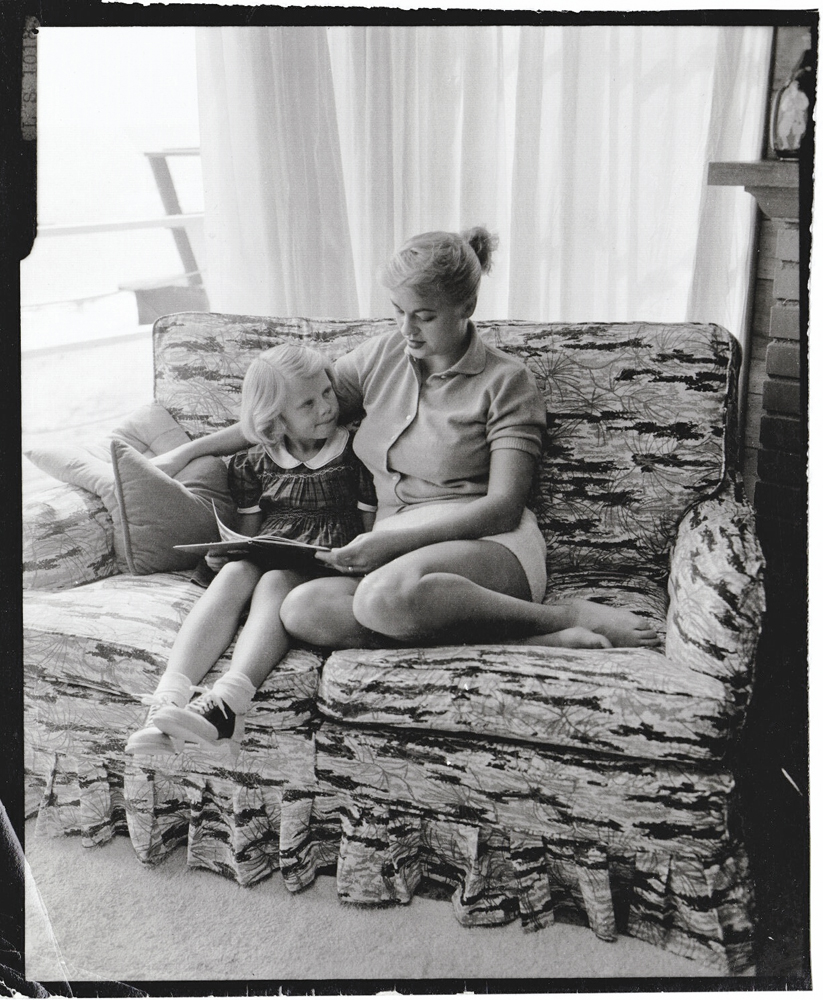 Jeri Southern and daughter Kathryn, circa 1954