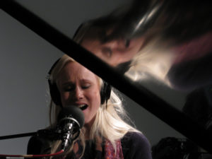 Susanna performing on Spinning On Air